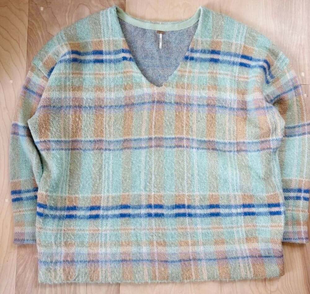 Free People Primrose Plaid Sweater V-Neck Oversized Heavy Knit Large - Picture 3 of 7